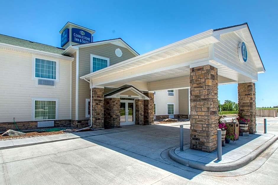 Cobblestone Inn & Suites - Holyoke
