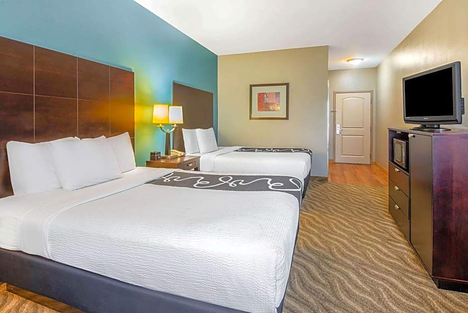 La Quinta Inn & Suites by Wyndham Glen Rose