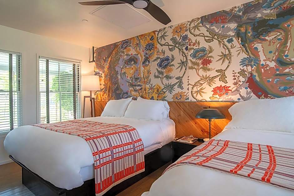 Talbot Commons Hotel