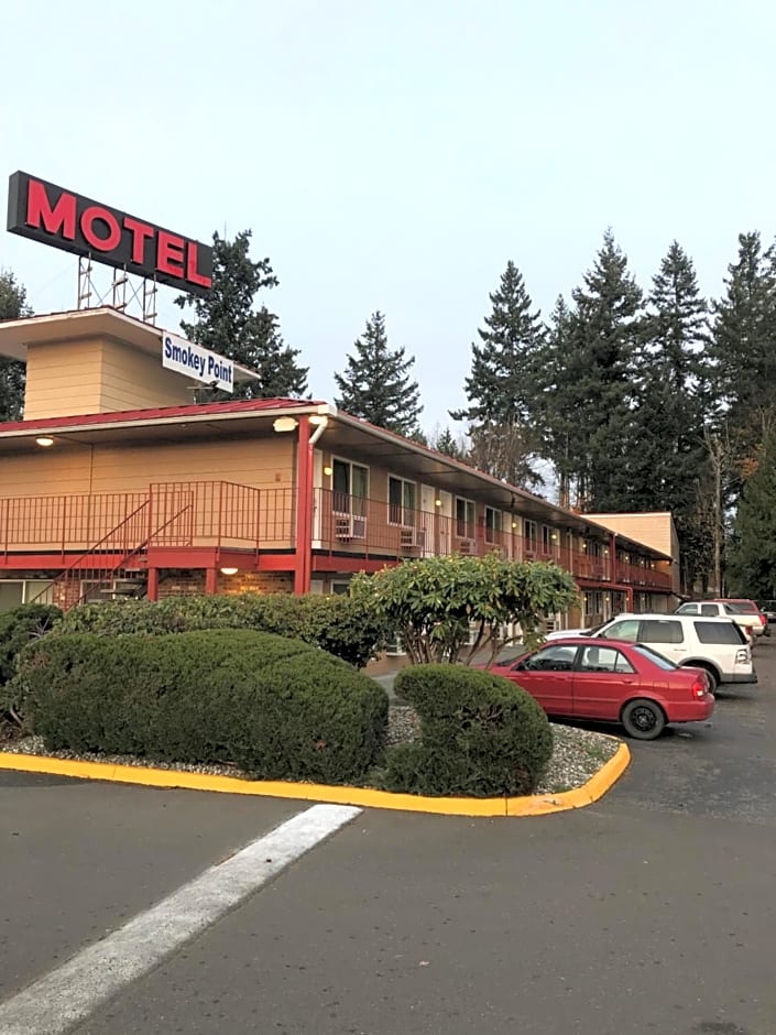 Smokey Point Motor Inn