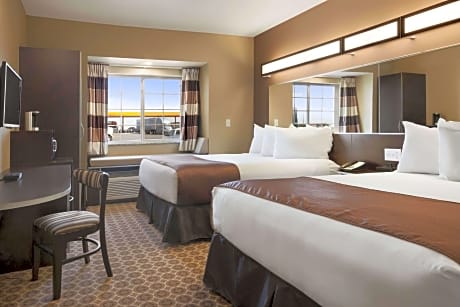 1 Queen Bed Mobility Accessible Room Non-Smoking