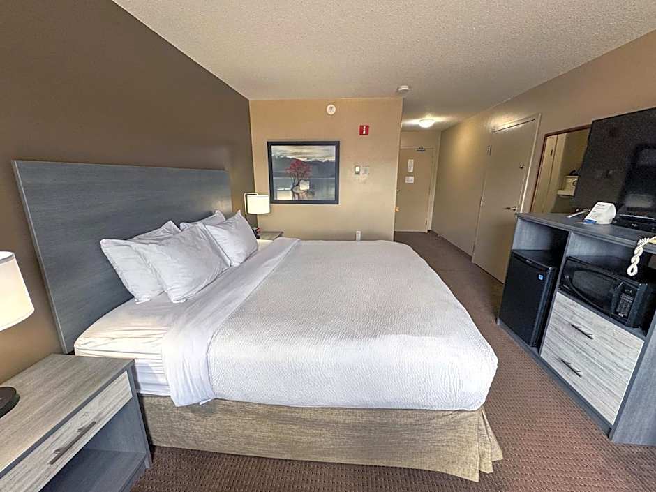 Ramada by Wyndham Sherwood Park