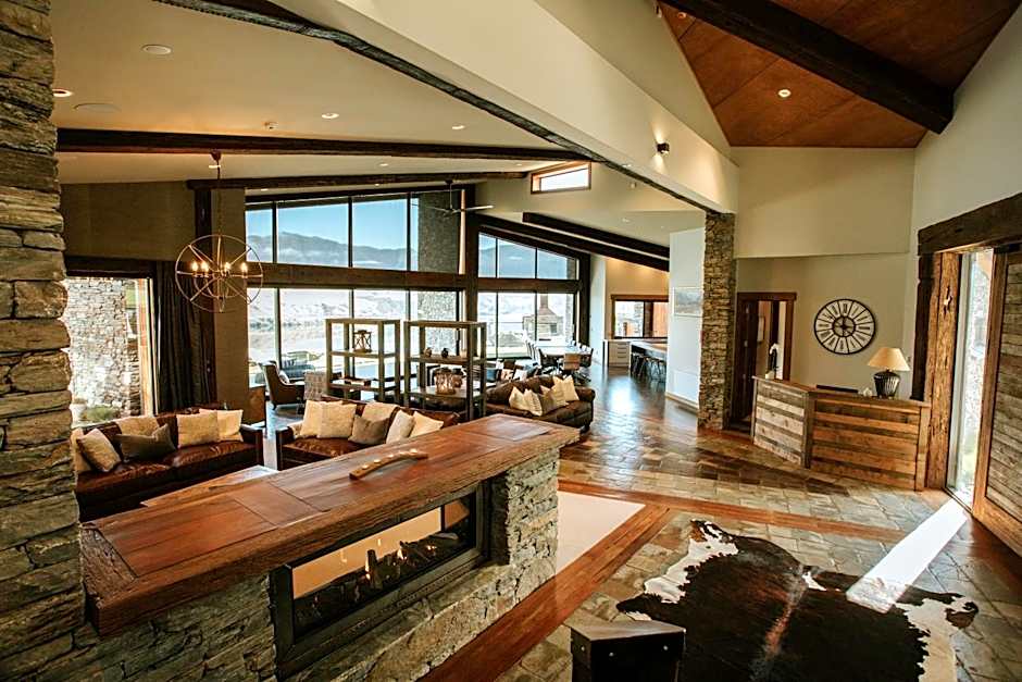 Photo 1 of 13 of Retreat Suite