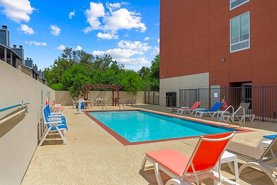 Holiday Inn Express And Suites Houston Nasa - Seabrook By IHG