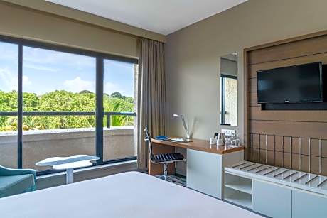 Premium Room with Balcony and Ocean View
