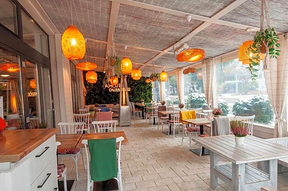 Apartamenty Mesa Grill Restaurant Cafe