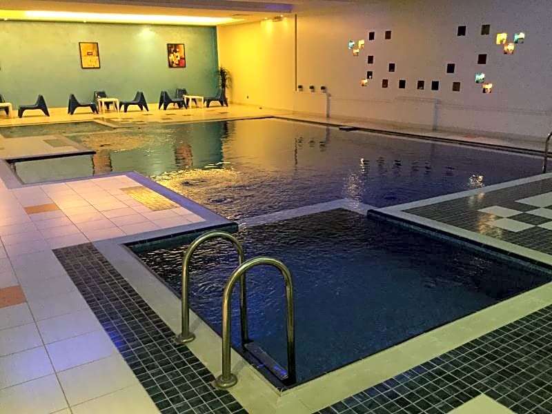 Sunday Signature Riyadh Formerly Qaser Al Hamra by Warwick