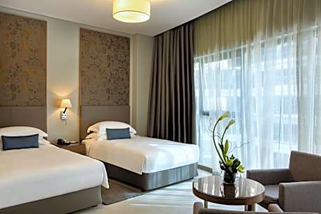 City View Duplex Three Bedroom Apartment with Balcony