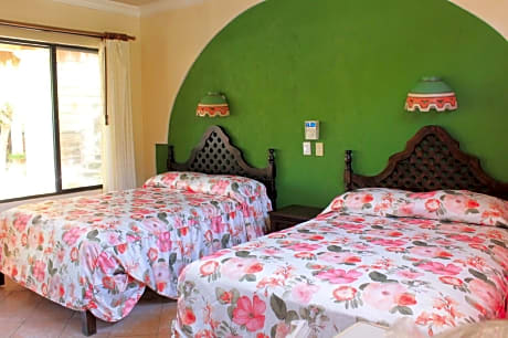 Cabanas Ground Floor