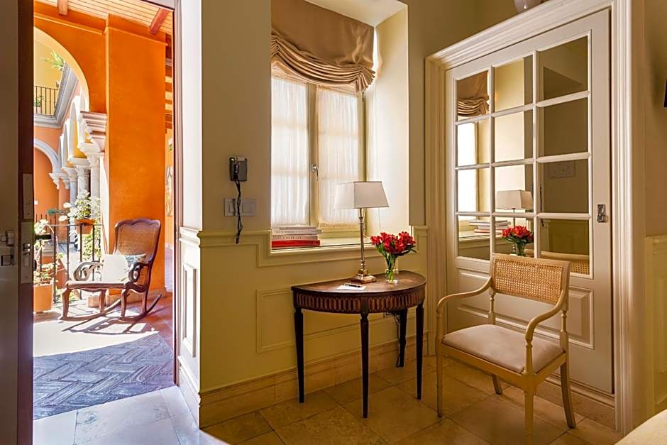 Hotel Casa Del Poeta