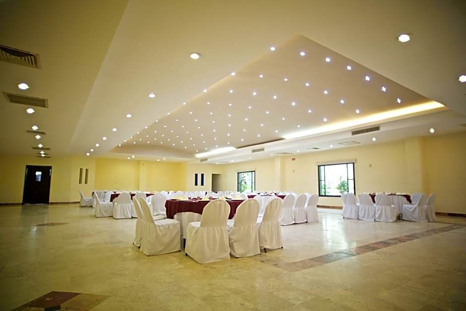 Days Inn by Wyndham Tuxtepec