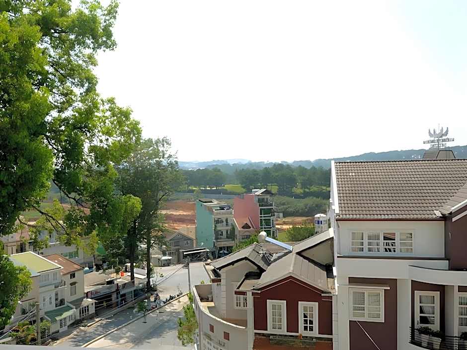 Thi Thao Gardenia Hotel