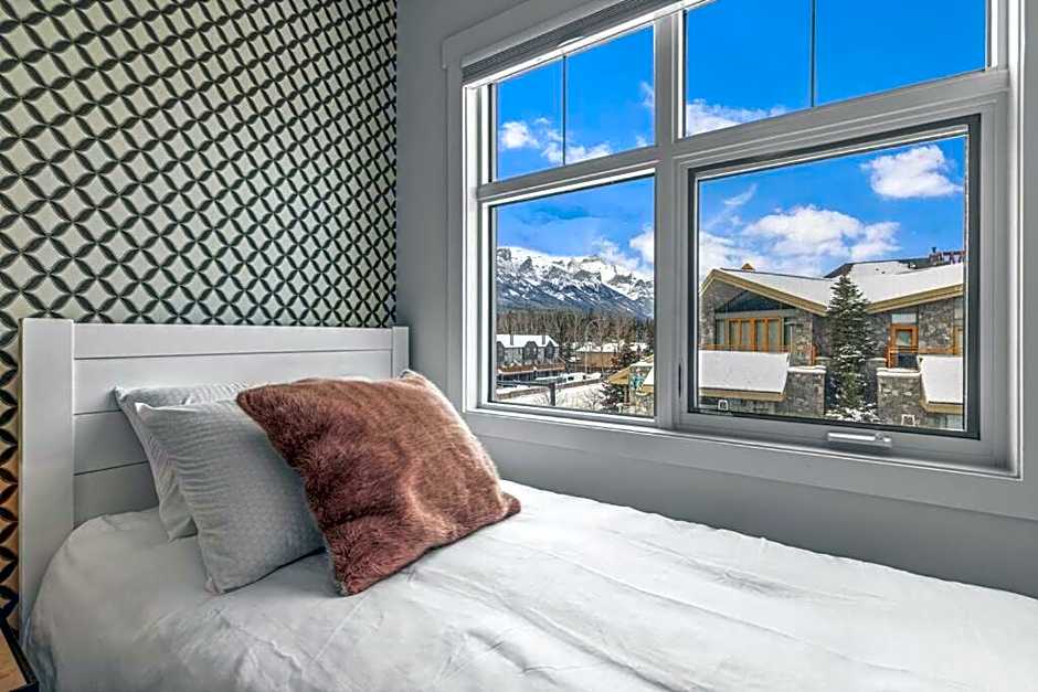 Mountain Vista Escape Downtown