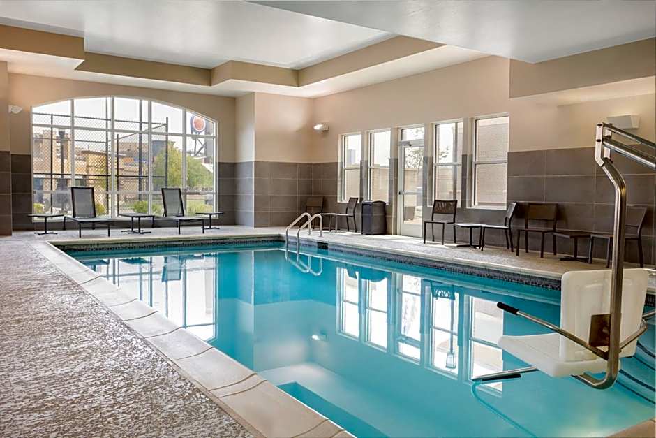 Residence Inn by Marriott Kansas City at the Legends