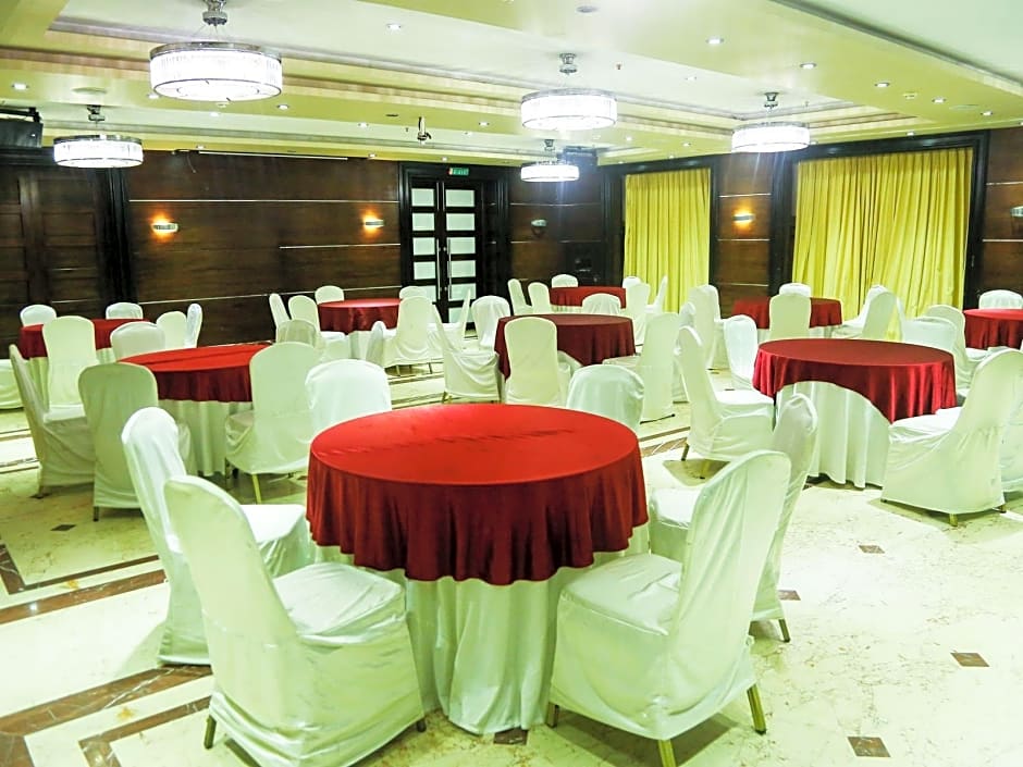 Anandha Inn Convention Centre and Suites