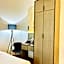 Lestari Inn Boutique Residence - Private Parking