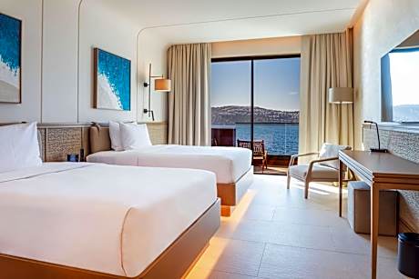 Two Double Beds Superior Room With Sea View