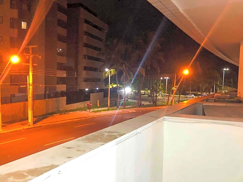 NAUTILLUS - 107 · N-07: Apê espaçoso e estiloso à beira mar