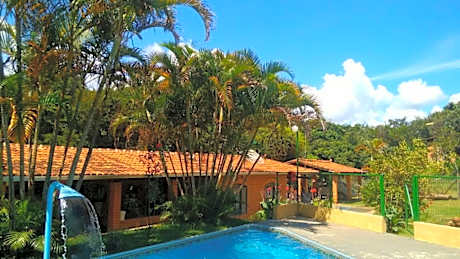 Aconchego Caminho das Cachoeiras