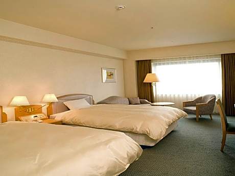 Standard Twin Room - Non-Smoking