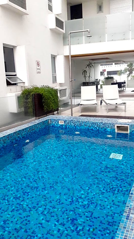 Nu Hotel