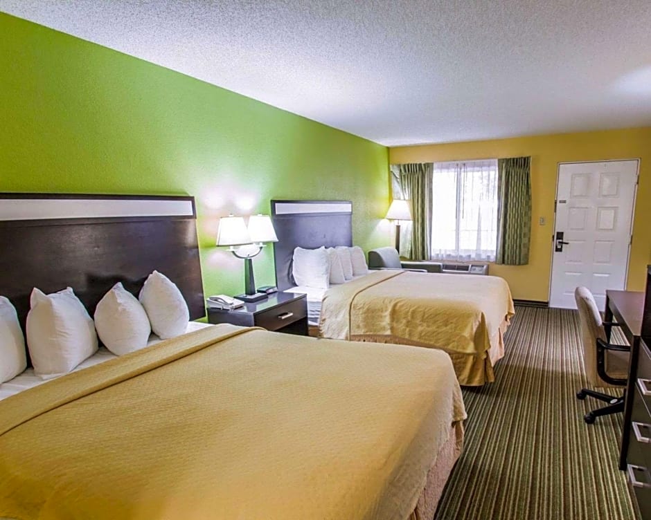 Quality Inn University
