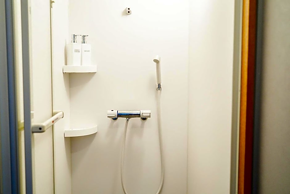 Arashima Hostel