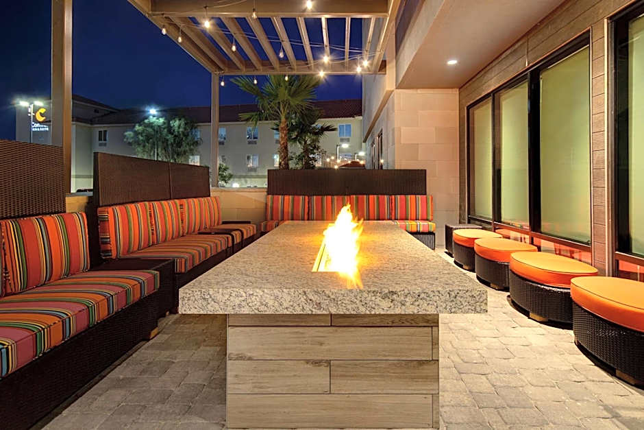 Home2 Suites By Hilton Las Vegas North