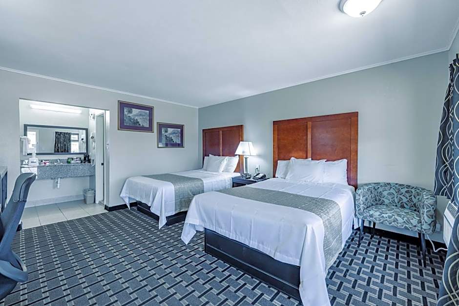 Travelodge by Wyndham Jackson I-40 Exit 82