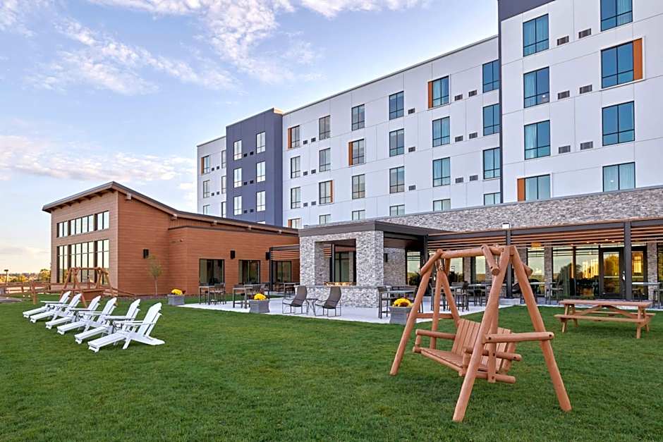 Courtyard by Marriott Petoskey