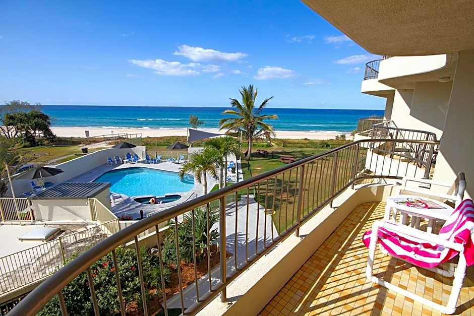 San Simeon Beachfront Apartments Tugun