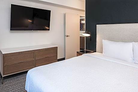 One-Bedroom King Suite with Sofa Beds