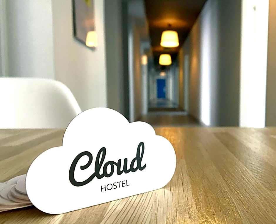 Cloud Hostel