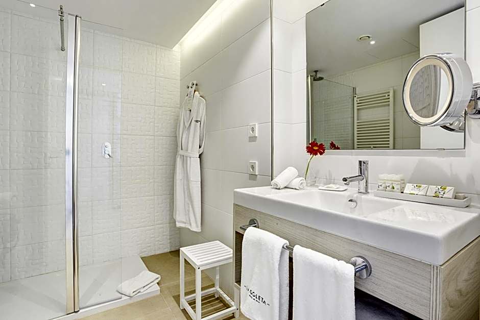 La Goleta Hotel de Mar - Adults Only