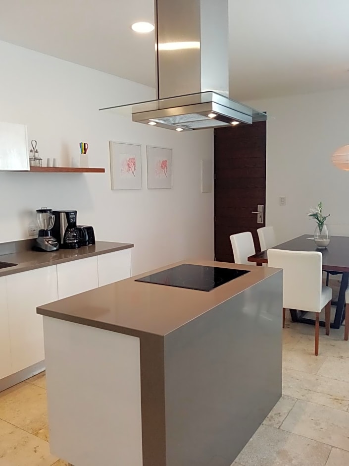 Anah Suites