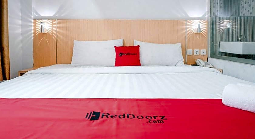 T-One Hotel