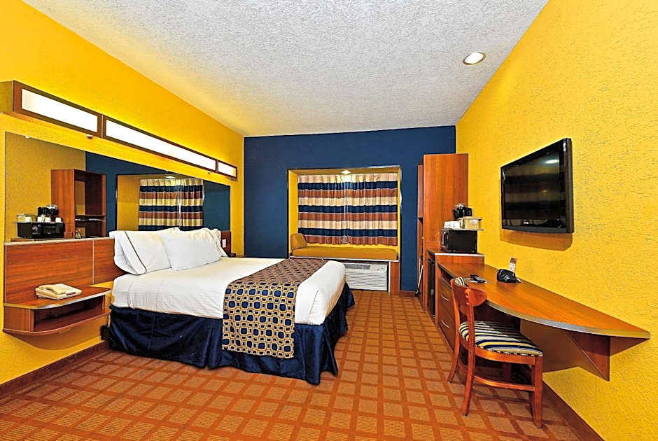 Microtel Inn & Suites By Wyndham New Braunfels