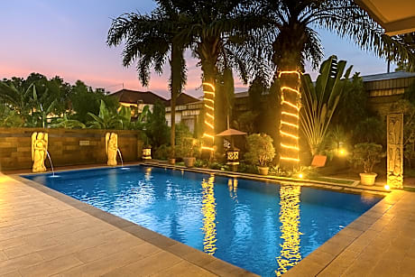 Puri Saron Denpasar Hotel