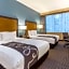 La Quinta Inn & Suites by Wyndham Chicago Downtown