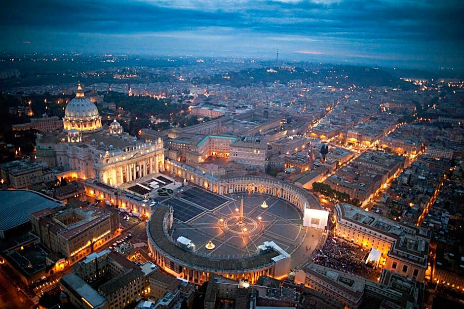 B&B Vatican's Keys