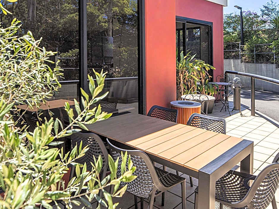 ibis Sydney Thornleigh Hotel