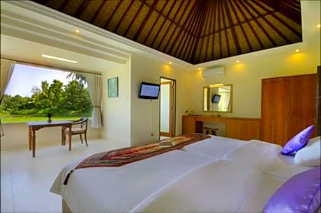 Deluxe Suite with Rice Fields View