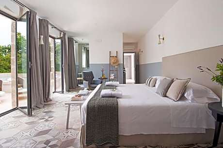 Junior Suite with external Jacuzzi