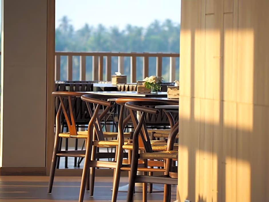 Amphawa Na Non Hotel & Spa