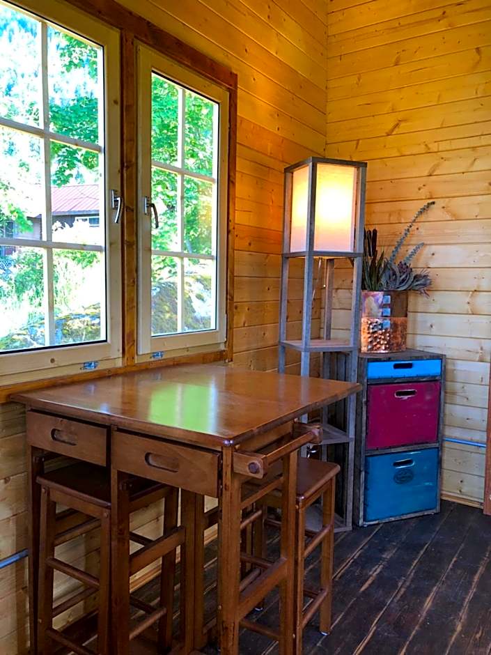 Idyllic Cabin Retreat Only 5 Minutes Away From Nelson