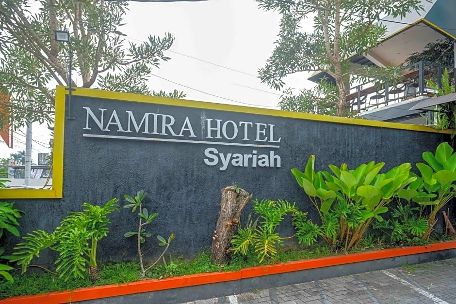 RedDoorz Syariah @ Namira Hotel