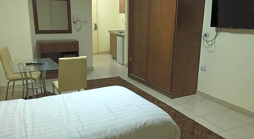 Zaina Plaza Hotel