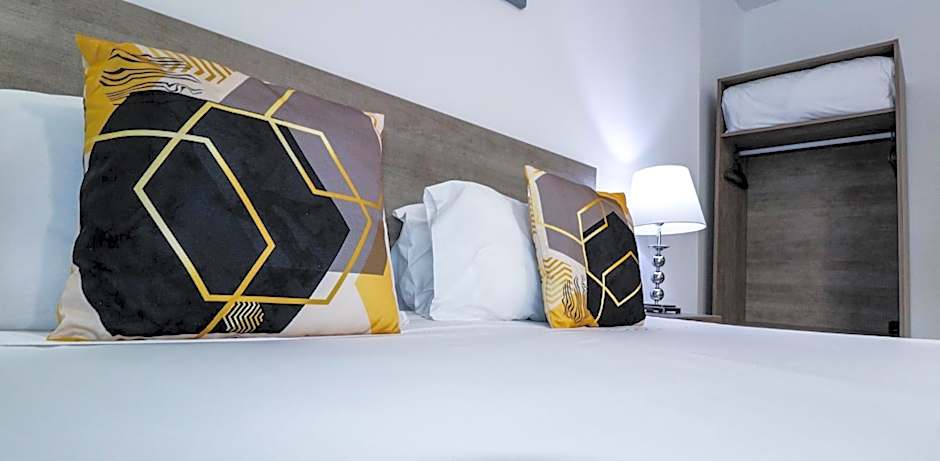 Napoli Suites Studios Aparthotel