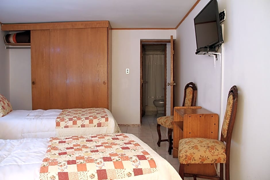 Hotel Windsor Suites