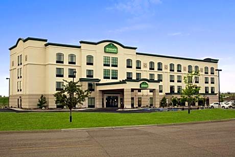 Wingate by Wyndham Bismarck